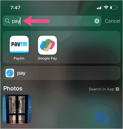 wyszukiwanie aplikacji za pomocą światła punktowego na telefonie iPhone