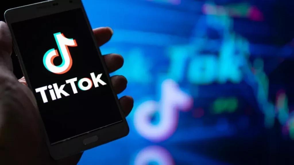 Dlaczego TikTok nie pokazuje moich filmów moim obserwatorom w 2022 roku?