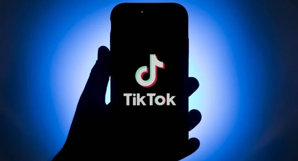 jak tiktok czyta w myślach