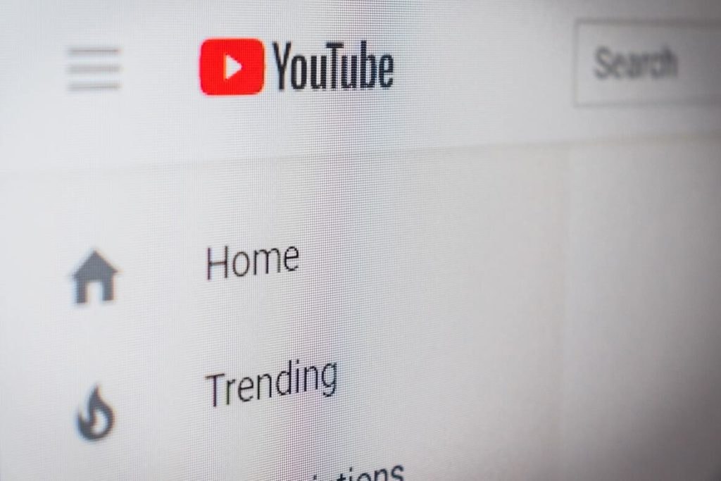 Ile YouTube płaci za 1 milion wyświetleń?